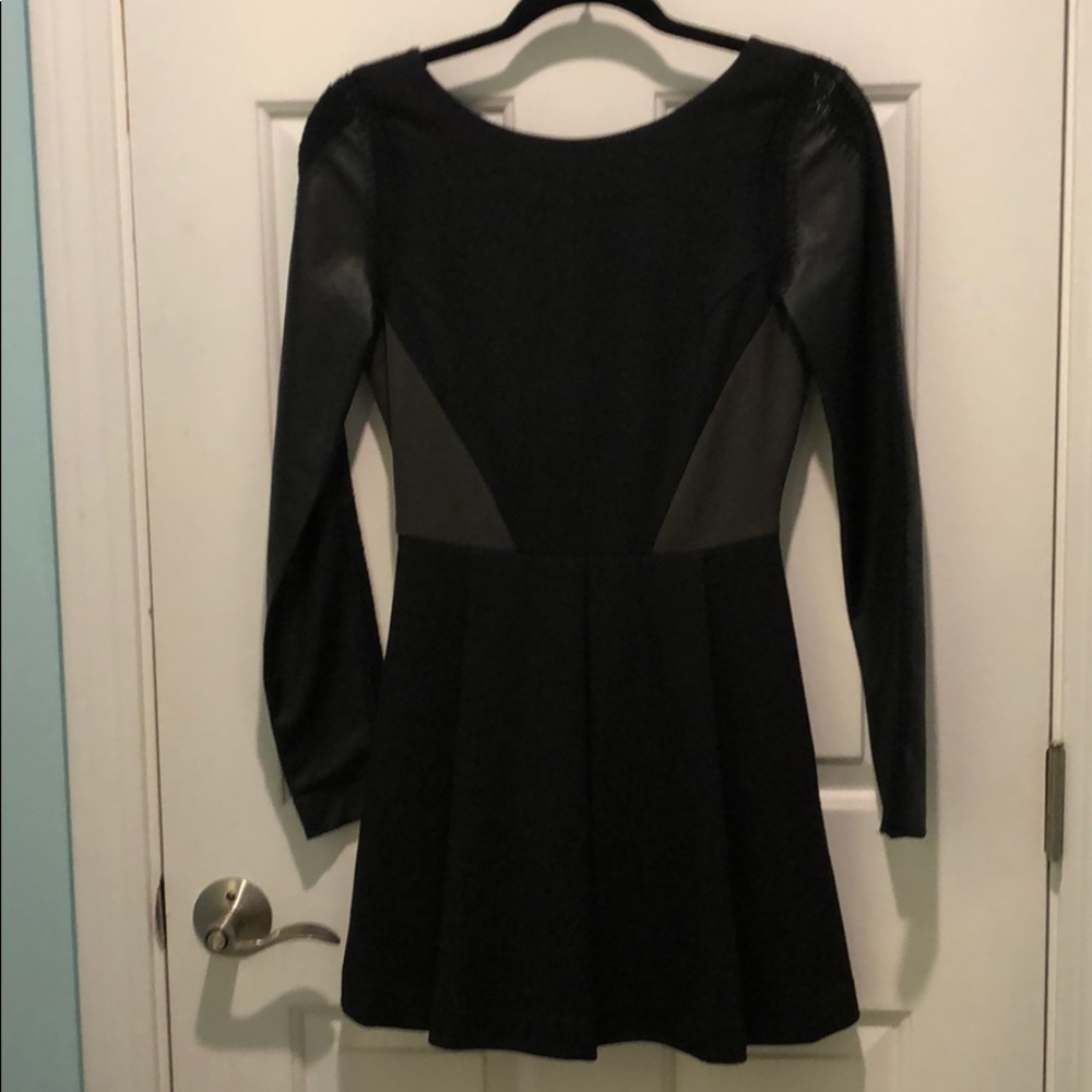 Cute little black dress